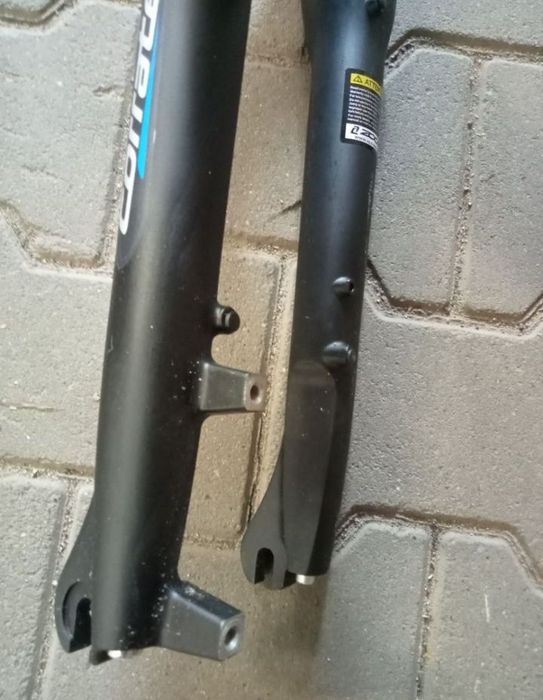 Nowy amortyzator zoom corratec pod koła 28 pod tarcze