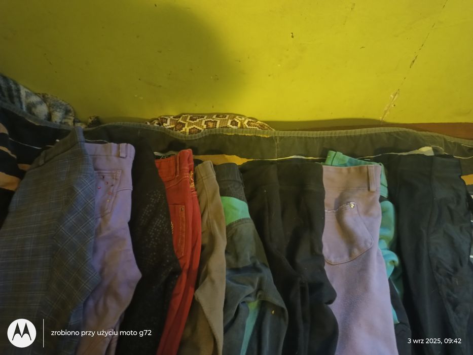 Sprzedam 11 par bryczesów rozmiar 150 stan dobry  i bdb