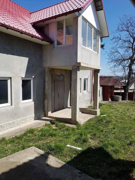 Продається господарство та магазин.