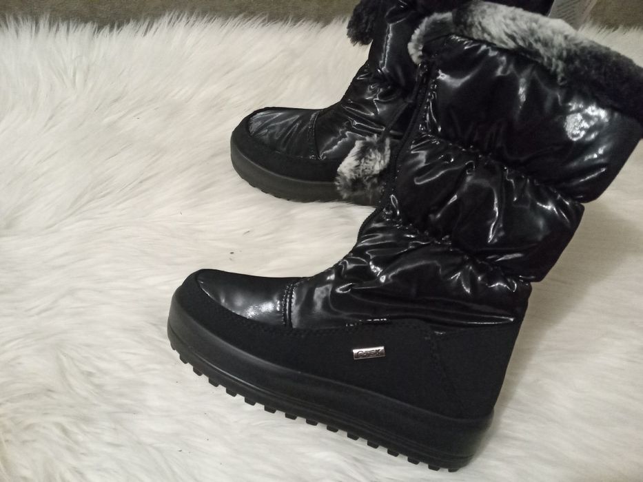 Зимові ботінки для дівчинки 34р,35р