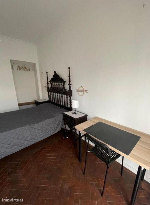 797915 - Quarto agradável num apartamento de 4...
