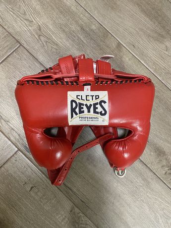 Шлем боксерский Cleto Reyes