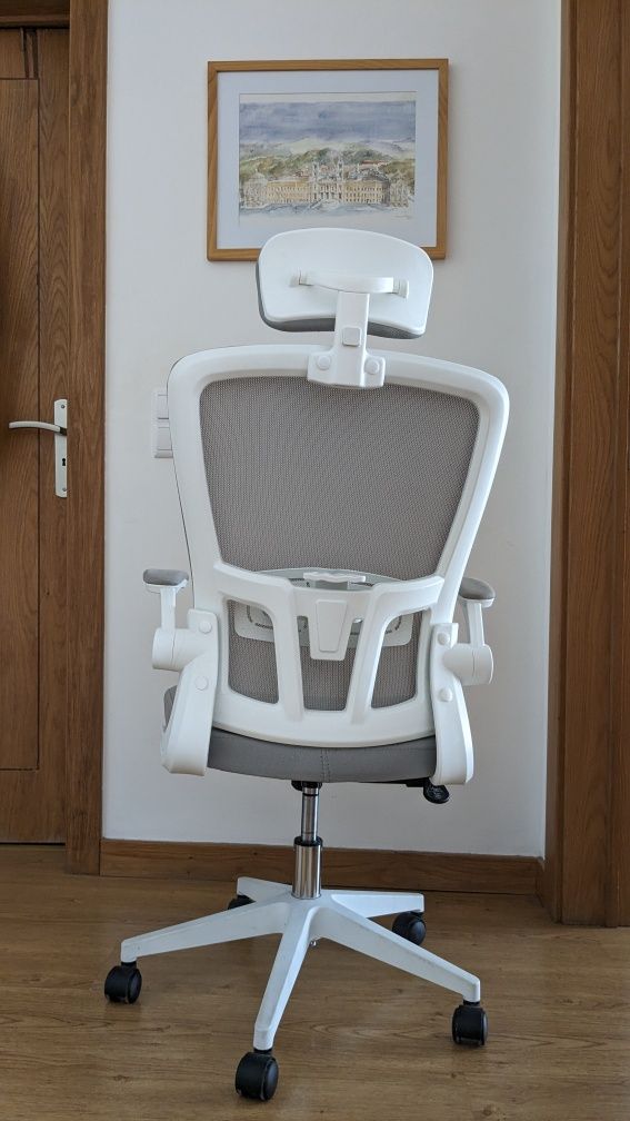 Cadeira de escritório ergonômica de malha Vinsetto