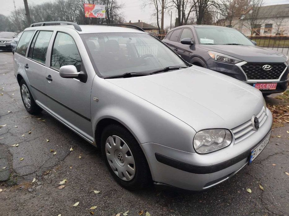 Volkswagen GOLF IV за 3500 $