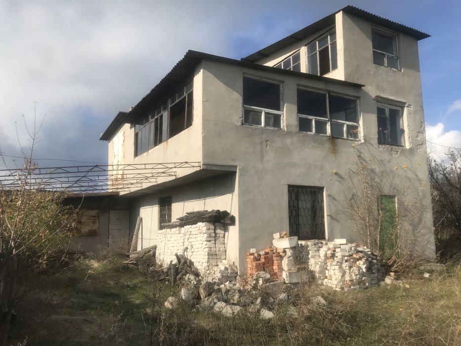 Продажа или аренда дома, дача, помещение, убежище.