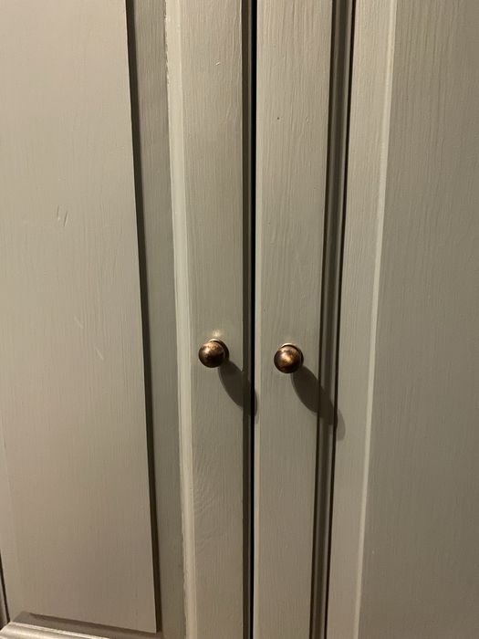 Drzwi drewniane do szafy, cztery sztuki.