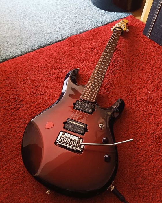 Ernie Ball Music Man JP6 (John Petrucci)