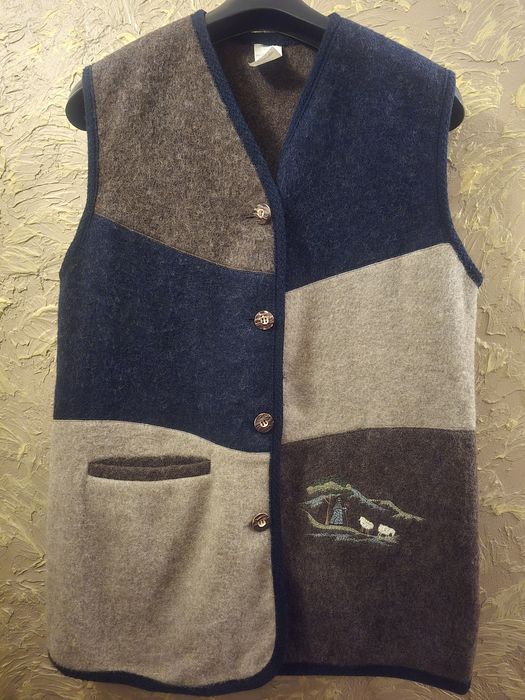 Elegancka wełniana niemiecka kamizelka myśliwska M/L. Bawaria.