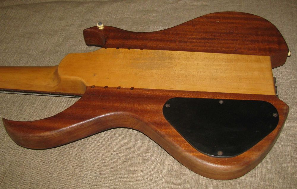 Бас гитара, мастеровая