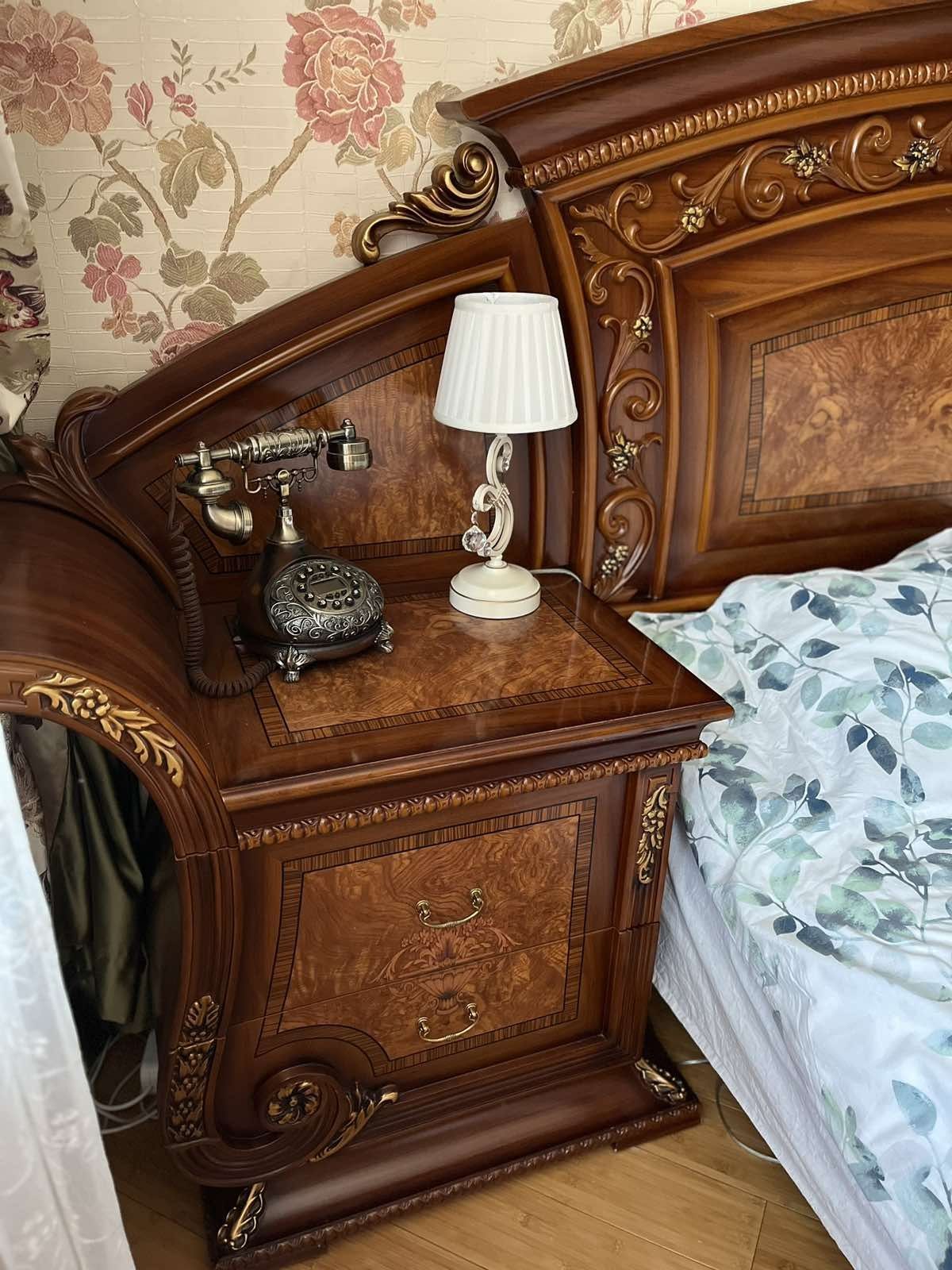 Продам розкішну спальню в італійському стилі