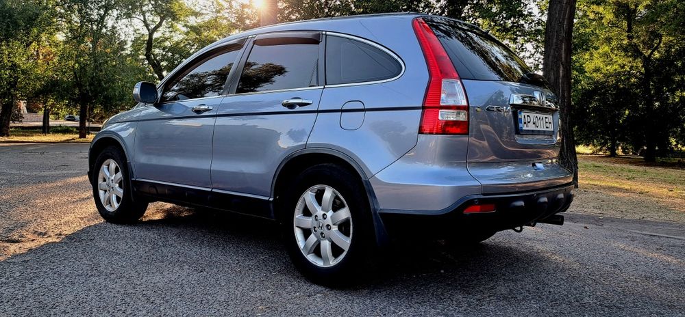 Продам Honda CR-V