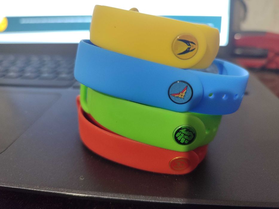Ремінець для фітнес браслету mi band 7/6/5 4шт. 350грн