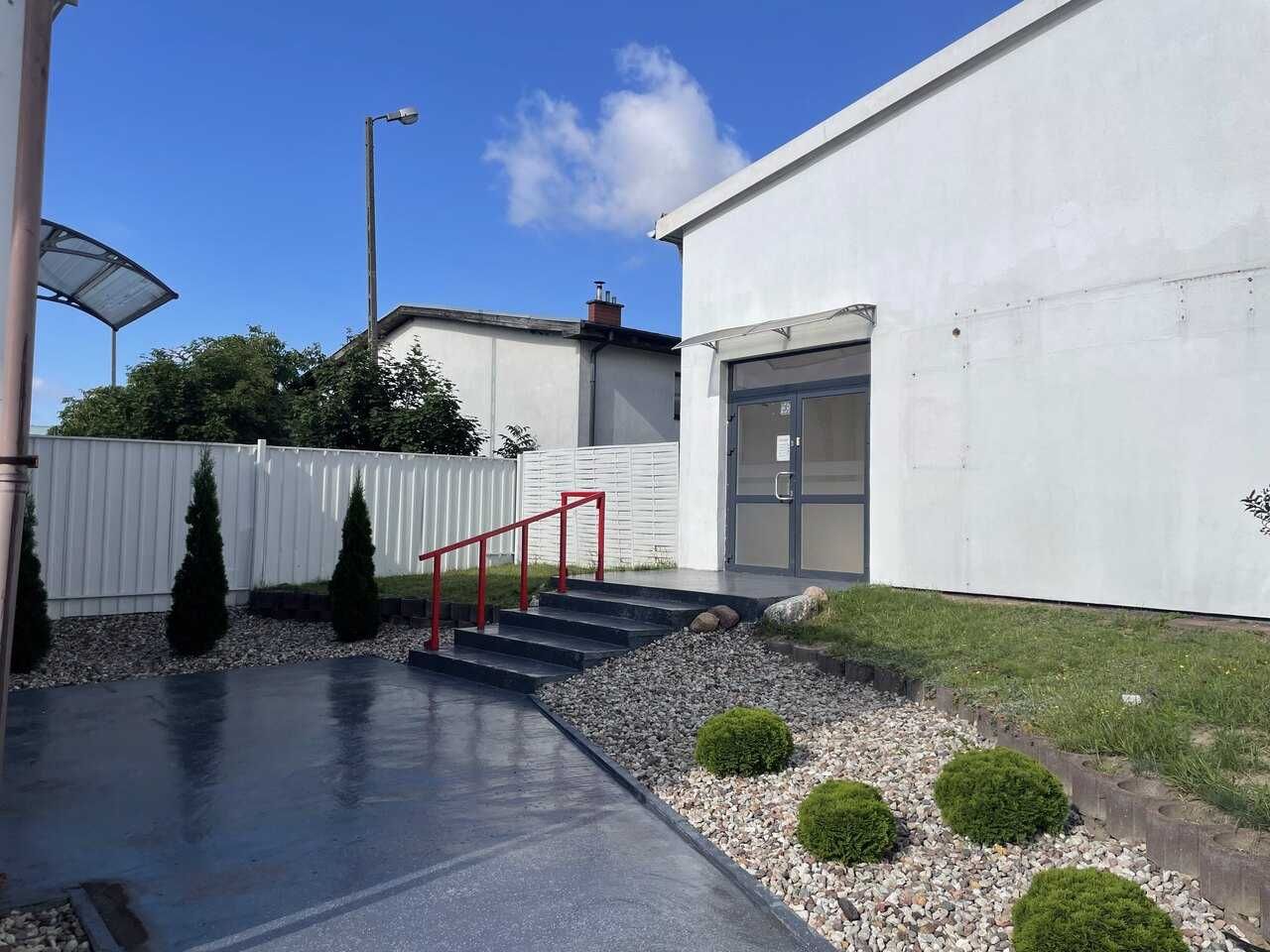 Obiekt produkcyjno-usługowy magazyn biuro, 2 hale1500m2 i 500m2, Tczew