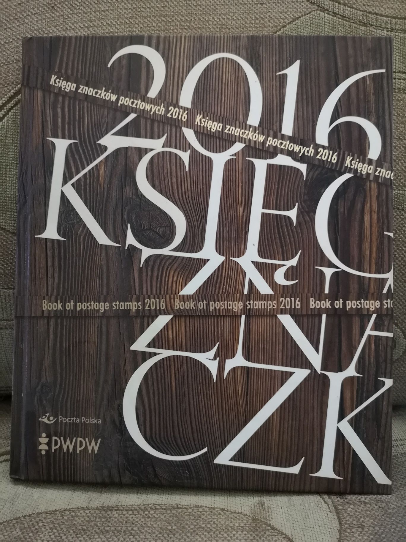 Księga znaczków 2016