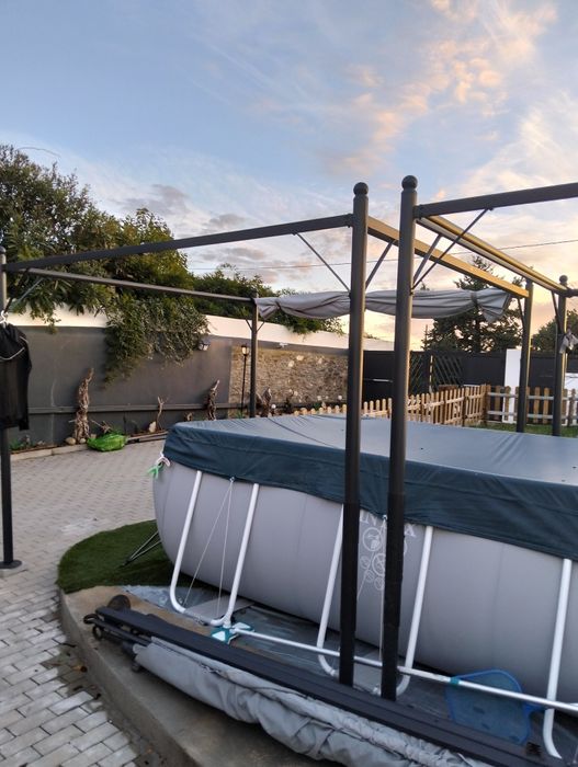 Pérgola desmanchada e amolada