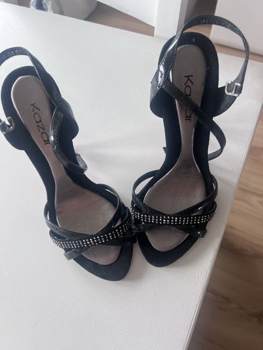 Sandały na szpilce KAZAR