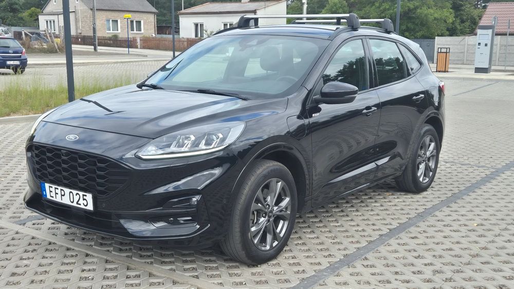 Ford Kuga bezwypadkowy st line plug in hybryda