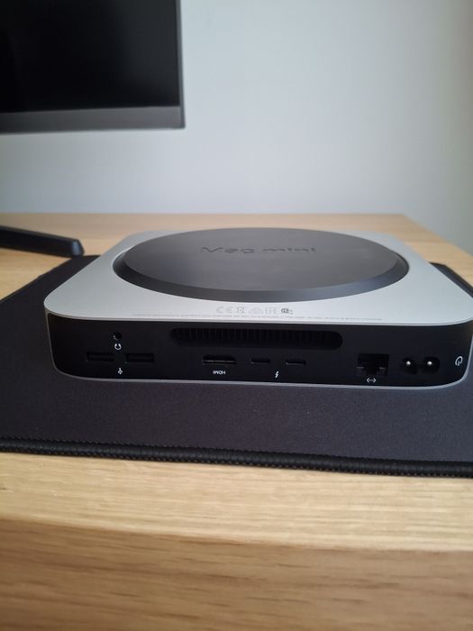 Mac mini M2 em perfeito estado.