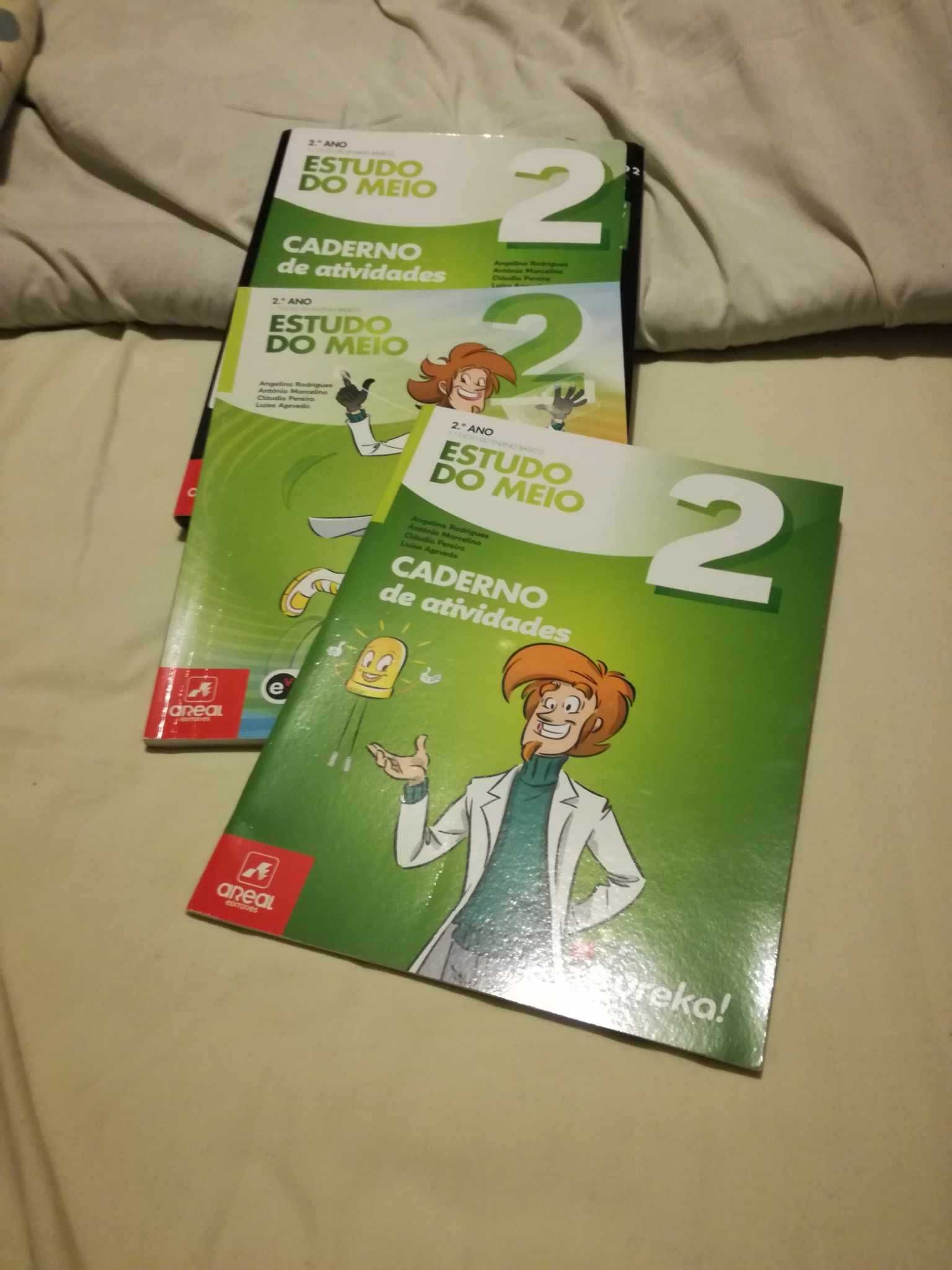 Manuais escolares Eureka! (Português, Matemática, Estudo do Meio)