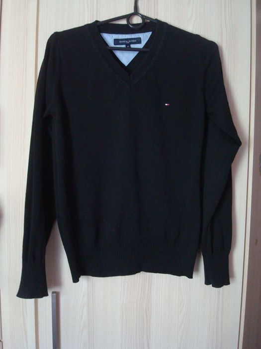 Czarny sweter Tommy Hilfiger roz.S