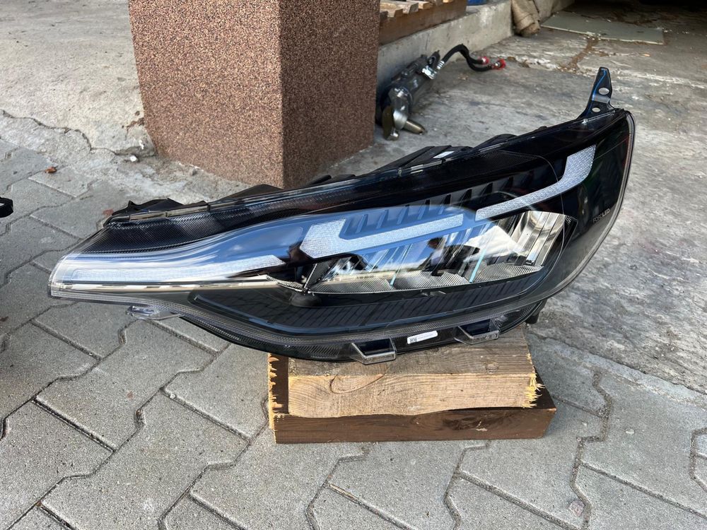Komplet lamp przód FORD CUSTOM III 3 LIFT 2024- FULL LED