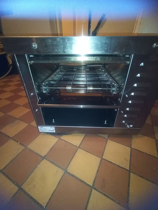 Конвеєрні тостери