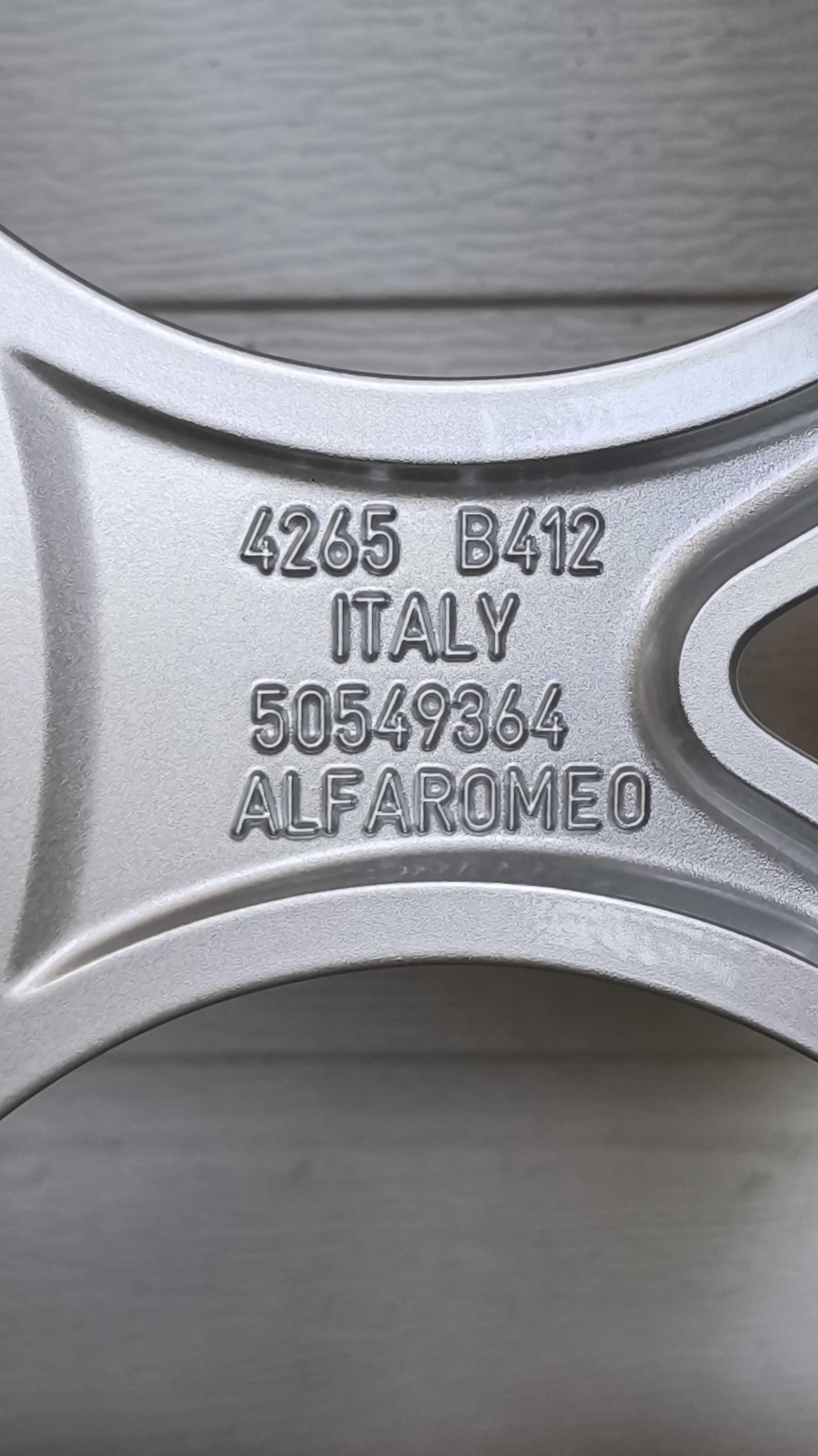 Felgi aluminiowe Alfa Romeo Giulia 18" 5x110 8J 9J Nowe (B602)