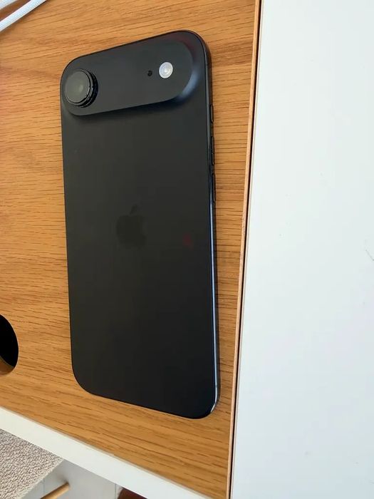 Iphone 17 pouco usado