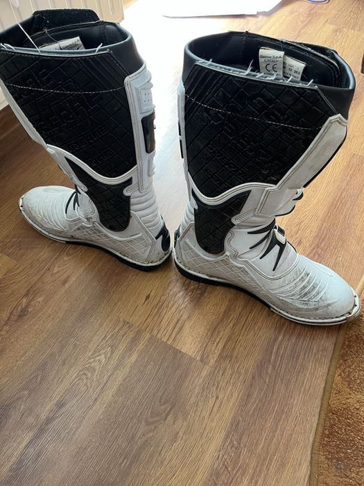 Buty cross enduro GAERNE G - react   ROZMIAR 48  jak nowe !!