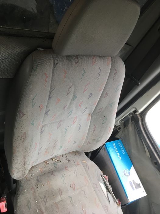 Fotele 2+1 komplet vw lt 35