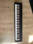 Teclado Korg D1 RH3