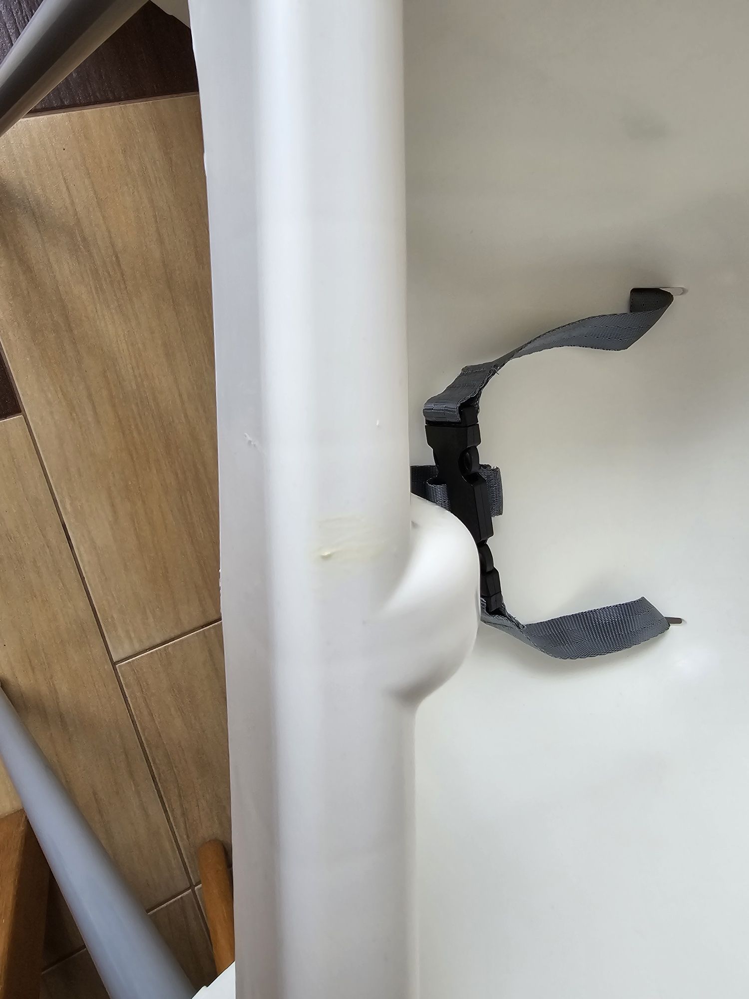 Krzesełko do karmienia jedzenia Ikea Antilop białe
