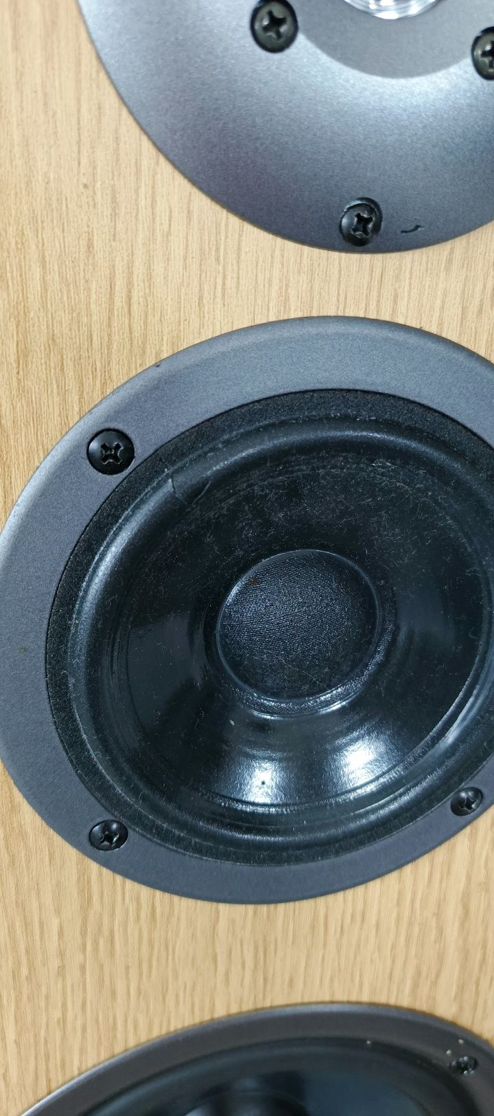 Kolumny Infinity delta 30 uszkodzone