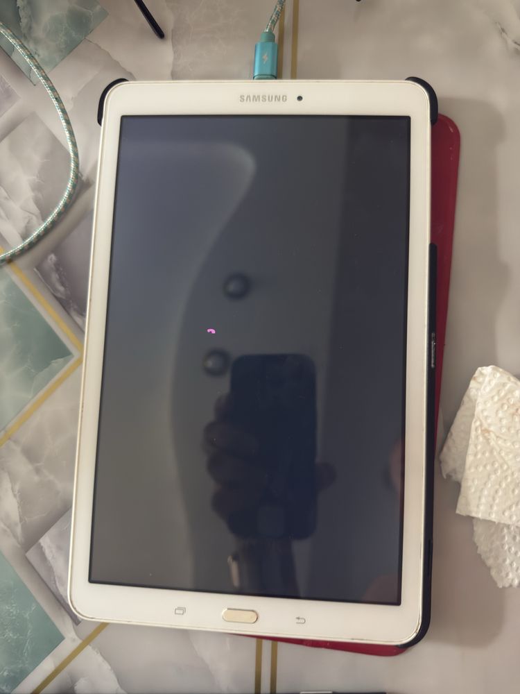 SM-T561 планшет Samsung