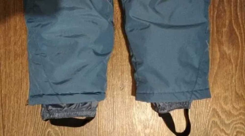 р.94-101, Decathlon дуже теплий зимовий термо-комбінезон чудовий стан