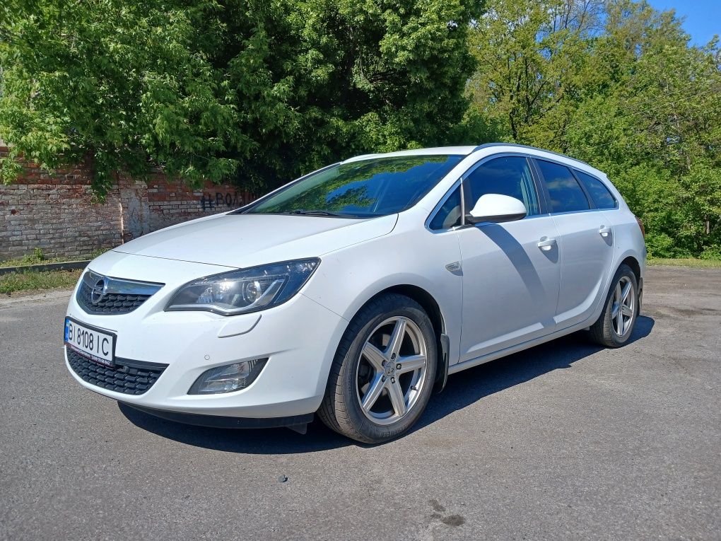 Opel Astra Sports Tourer