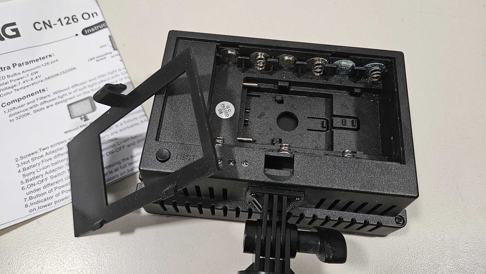 Lampa ledowa. CN-126 LED VIDEO LIGHTING