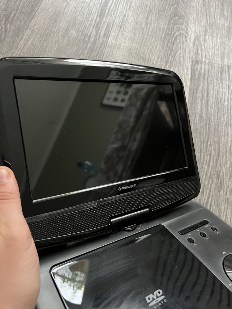 Przenośny mini telewizor, odtwarzacz dvd