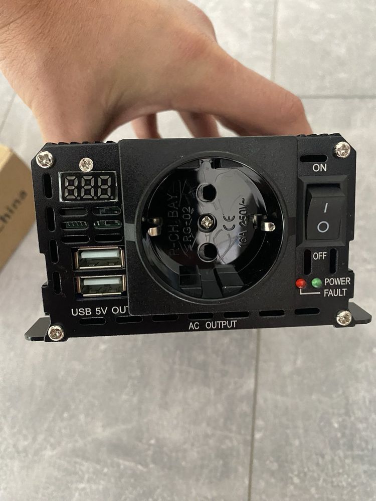 Инвентор FOVAL 2200W, перетворювач напруги 12V-220V - Чиста синусоїда