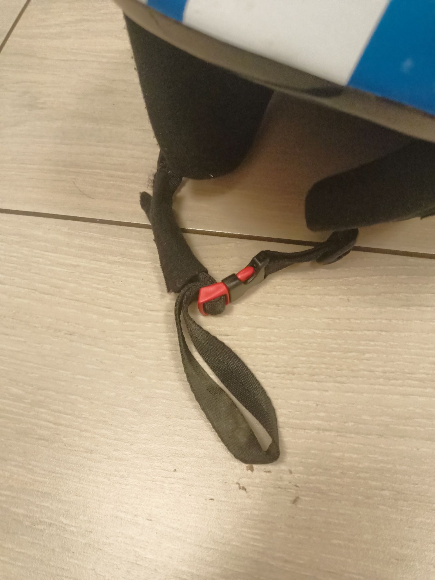 Kask narciarski dla dzieci briko