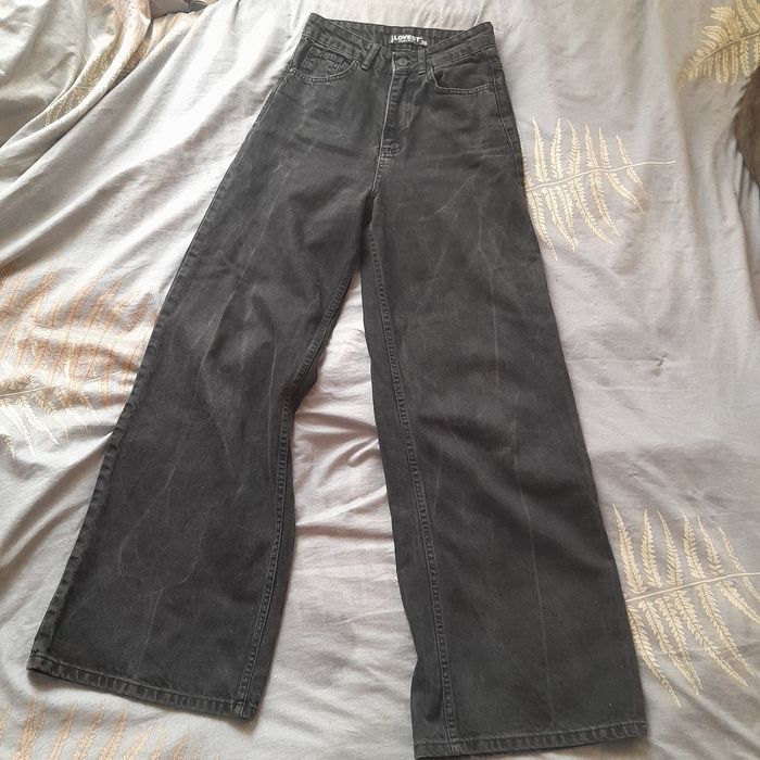 широкие джинсы клёш