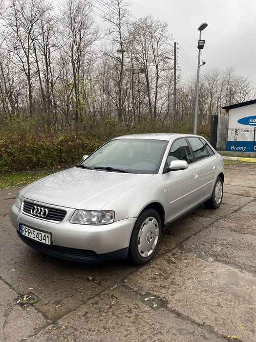 Audi a3 8l 2001 r 1.6 Benzyna