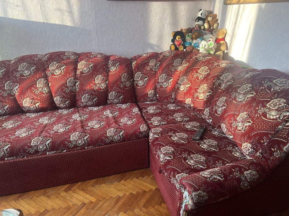 Продам кутовий диван
