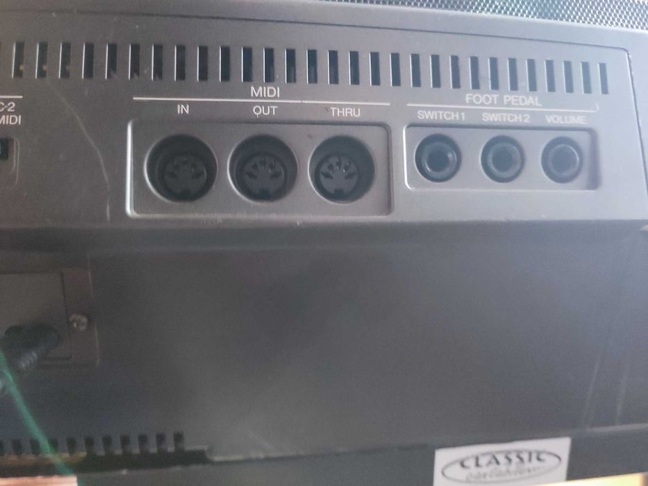 Yamaha PSR 8000.