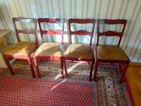 4 drewniane krzesła. Antyki