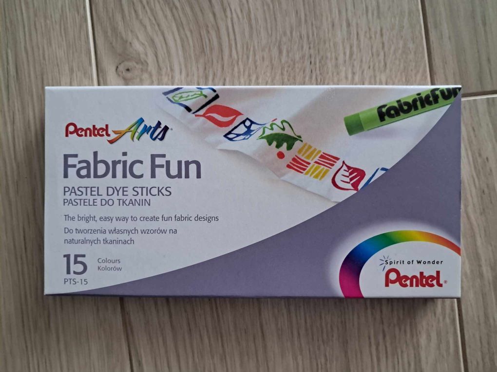Pentel,pastele do tkanin, kreatywny zestaw z koszulą