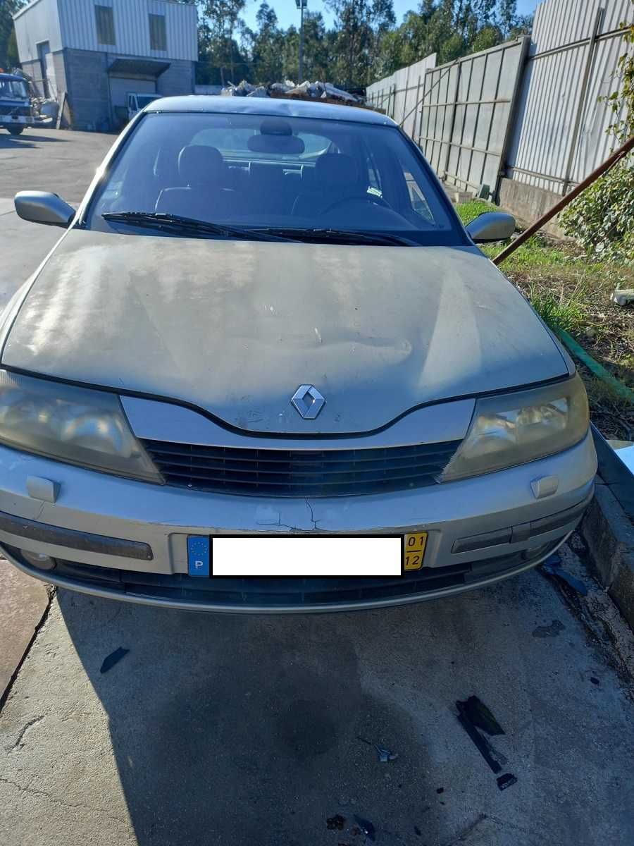 Renault Laguna de 2001 para peças