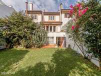 Moradia T4 com garagem, ao Parque da Cidade, Porto