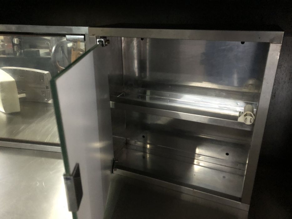 Caixa de farmacia de parede em chapa e espelho