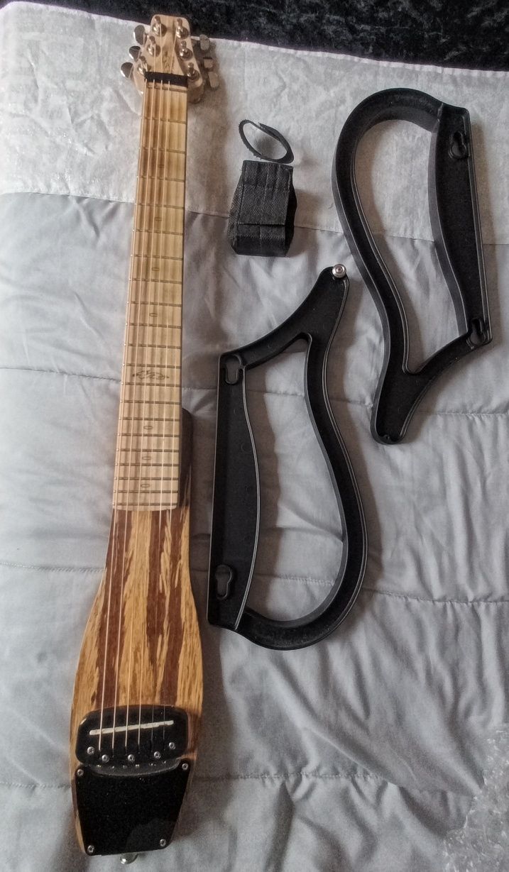 Guitarra de viagem ac dobrável Snap Dragon Snapaxe A + Voz Amplug